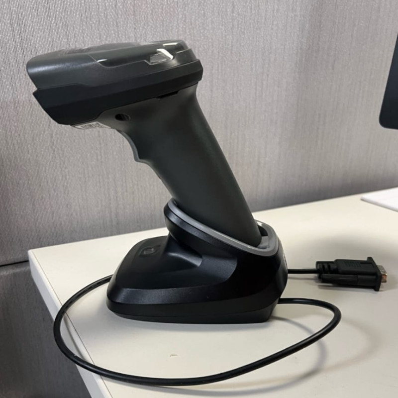 Máy đọc mã vạch - Phụ kiện của máy nạp ắc quy